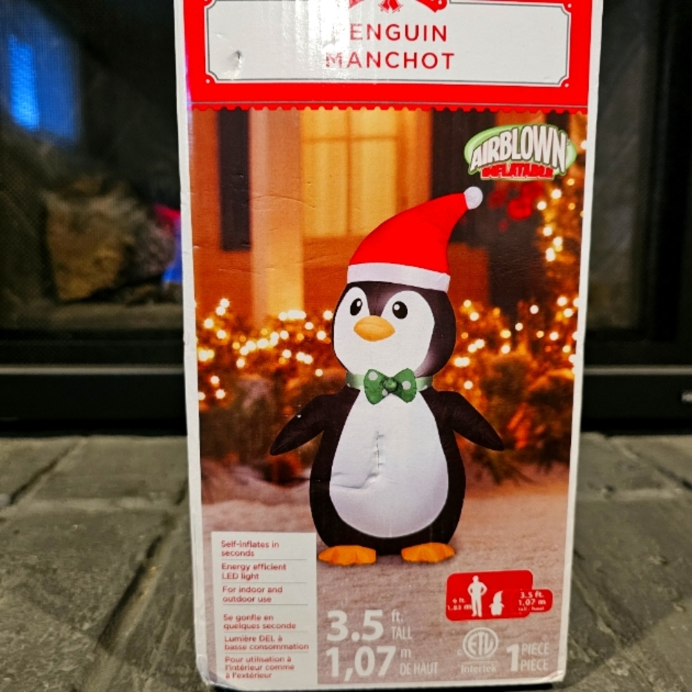 Holiday Time 3.5ft Penguin in Santa Hat Inflatable